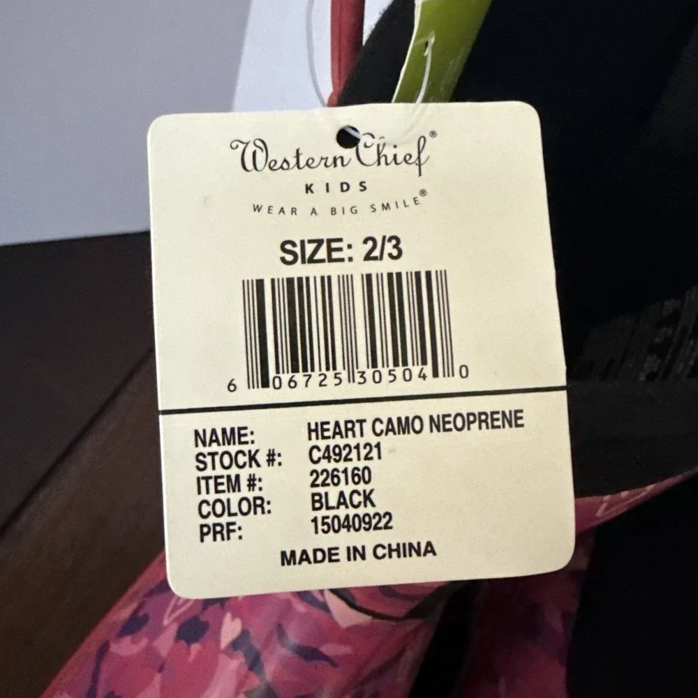 Western Chief Girls Boots Kids Sz 2/3‎ Waterproof Neoprene Pink Hearts Rain Snow